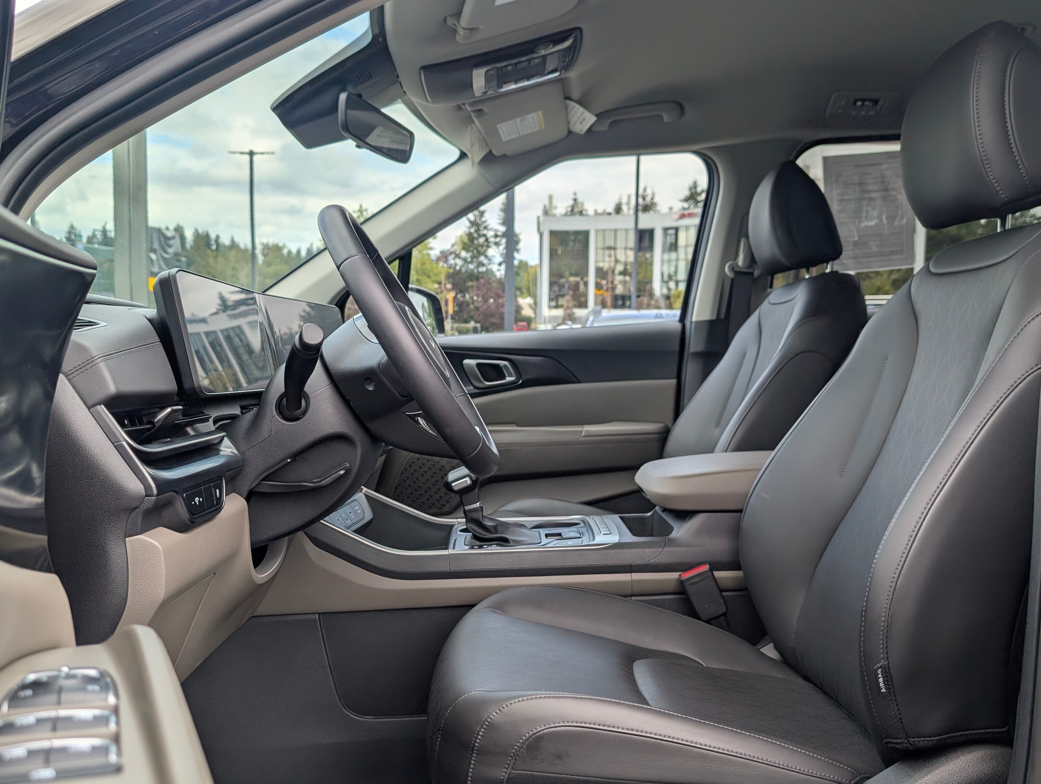 2025 Kia Carnival MPV LXS