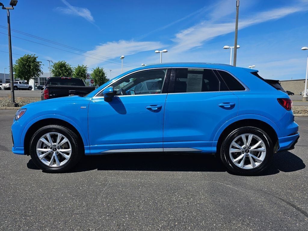 2023 Audi Q3 S line Premium
