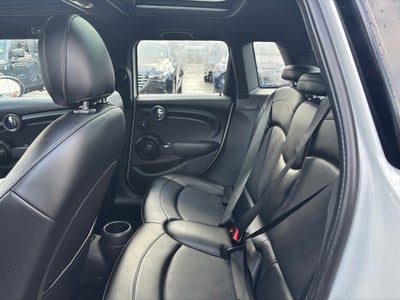 2016 MINI Hardtop 4 Door Cooper