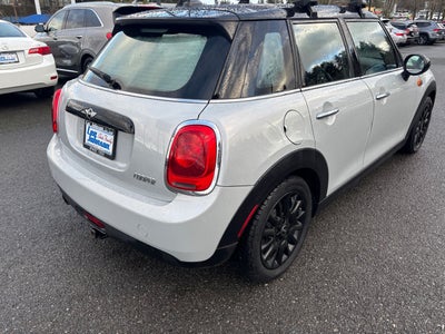 2016 MINI Hardtop 4 Door Cooper