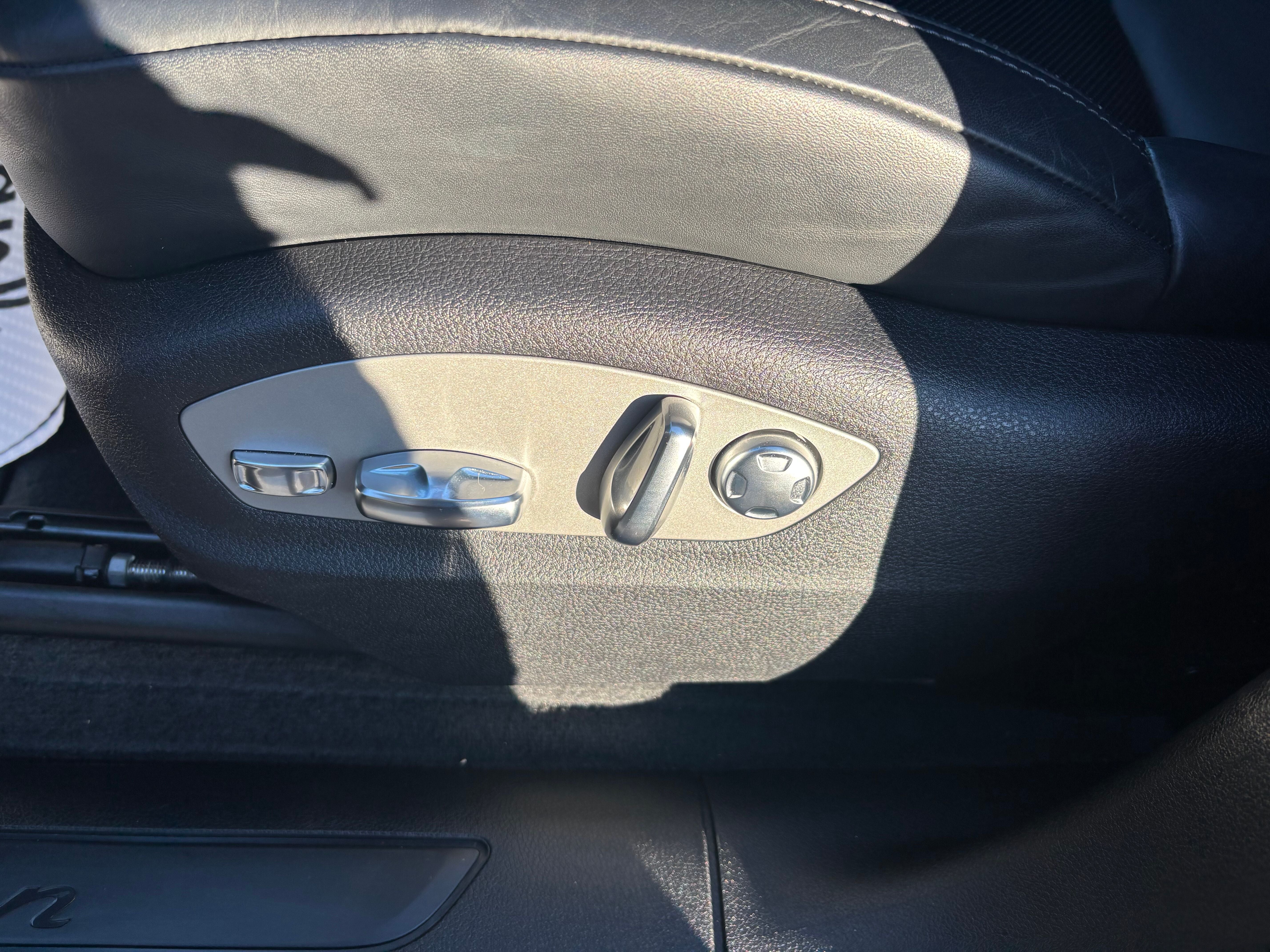 2024 Porsche Macan NA