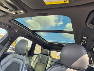 2018 Volvo XC60 R-Design