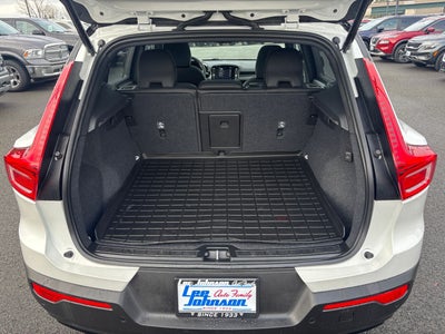 2022 Volvo XC40 Recharge Pure Electr Twin Ultimate