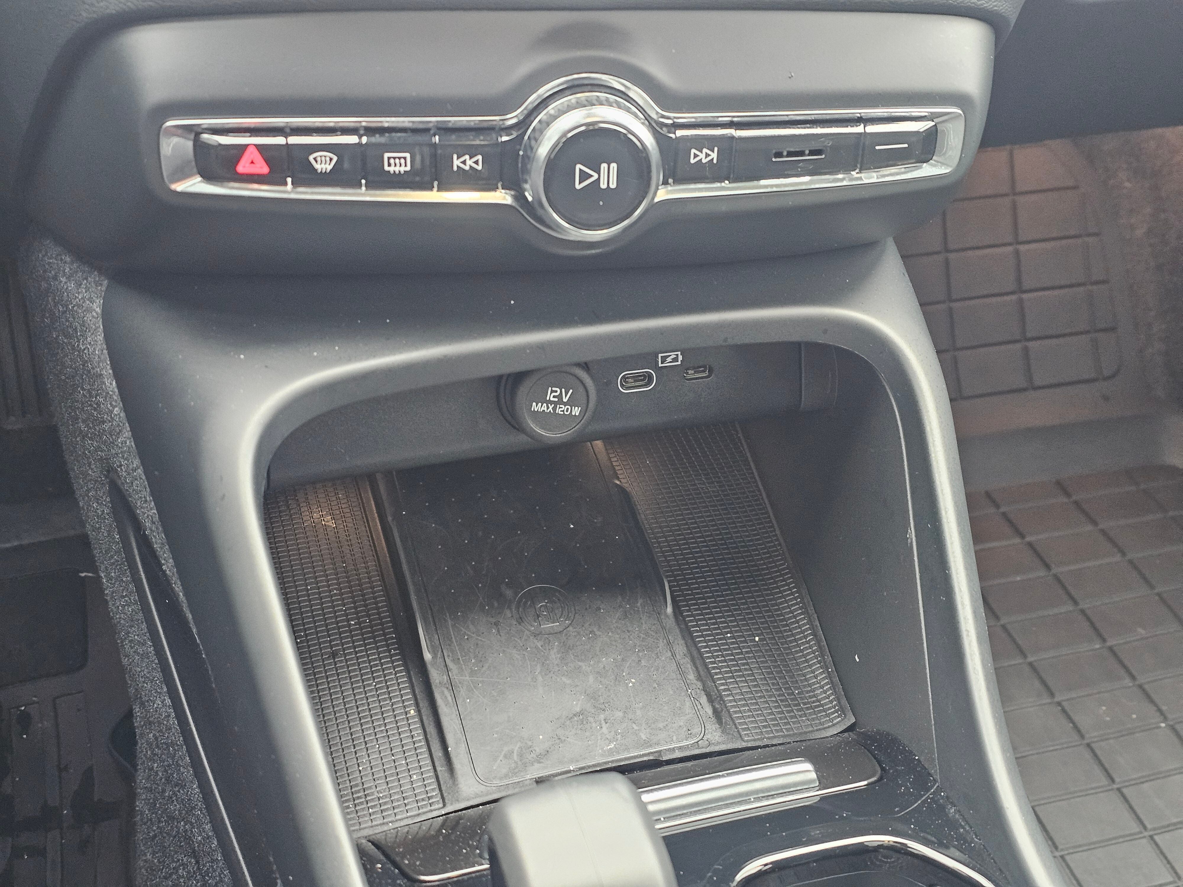 2023 Volvo XC40 Recharge Pure Electr Plus