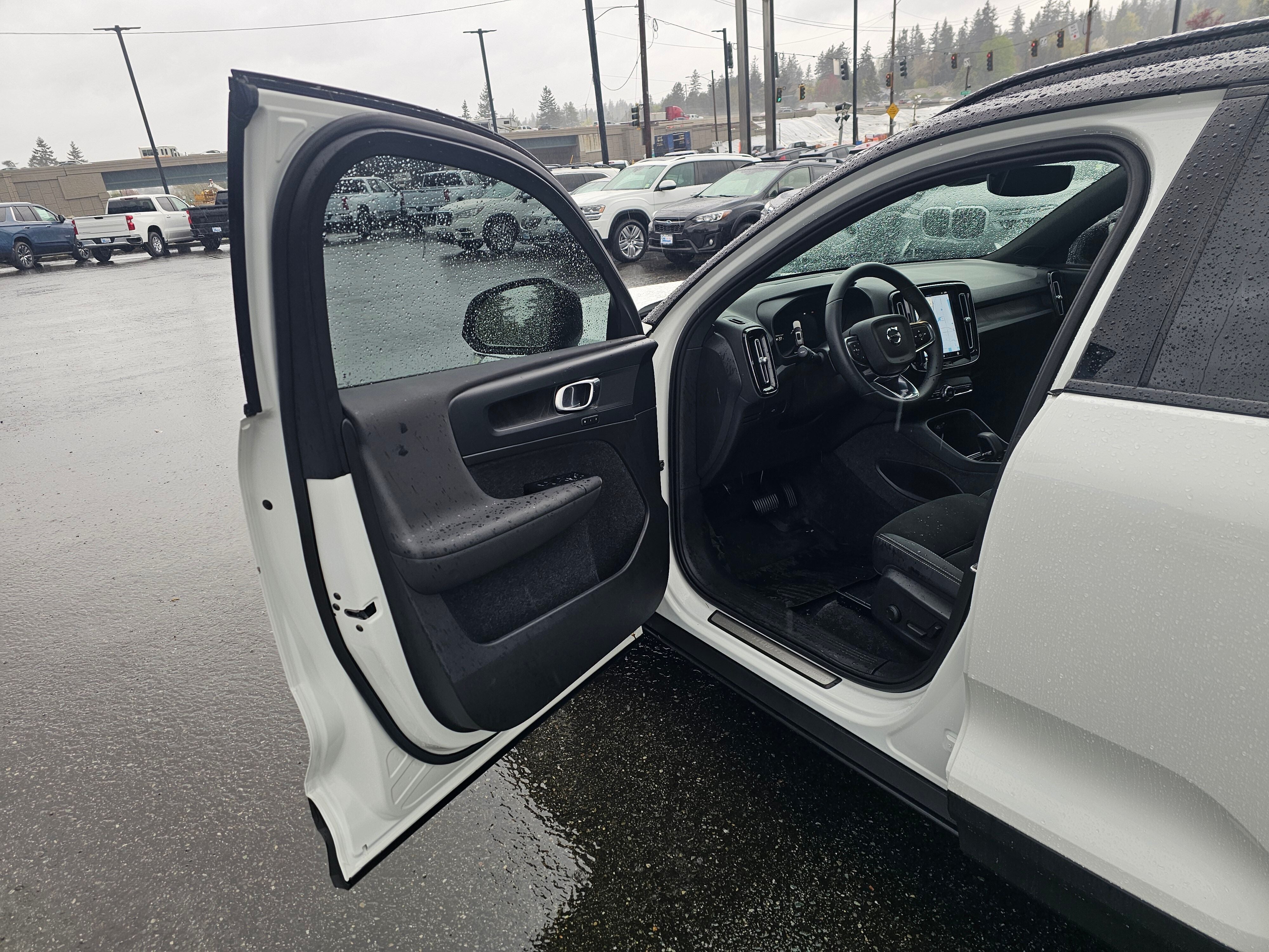 2023 Volvo XC40 Recharge Pure Electr Plus