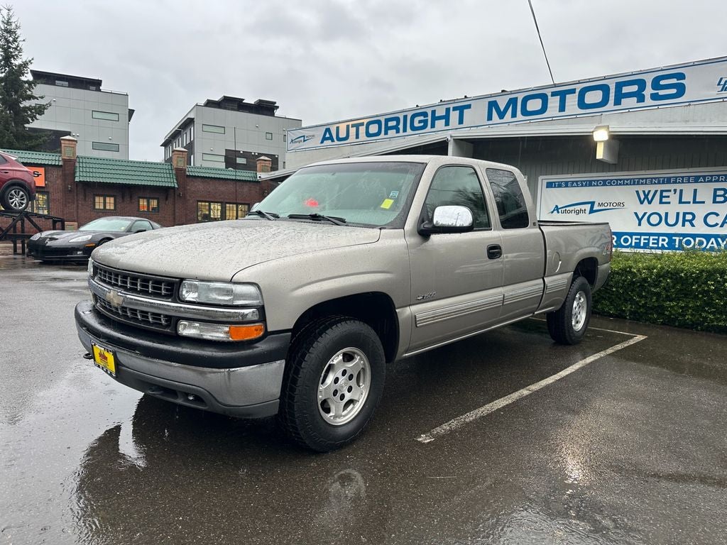 2000 Chevrolet Silverado 1500 LS