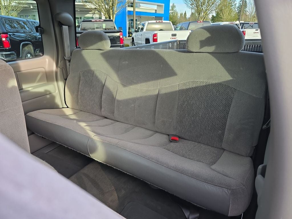 2000 Chevrolet Silverado 1500 LS