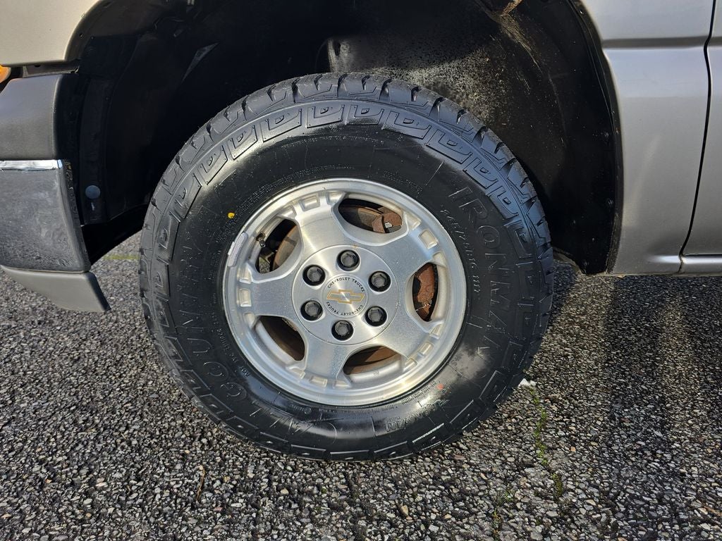 2000 Chevrolet Silverado 1500 LS