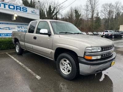 2000 Chevrolet Silverado 1500 LS
