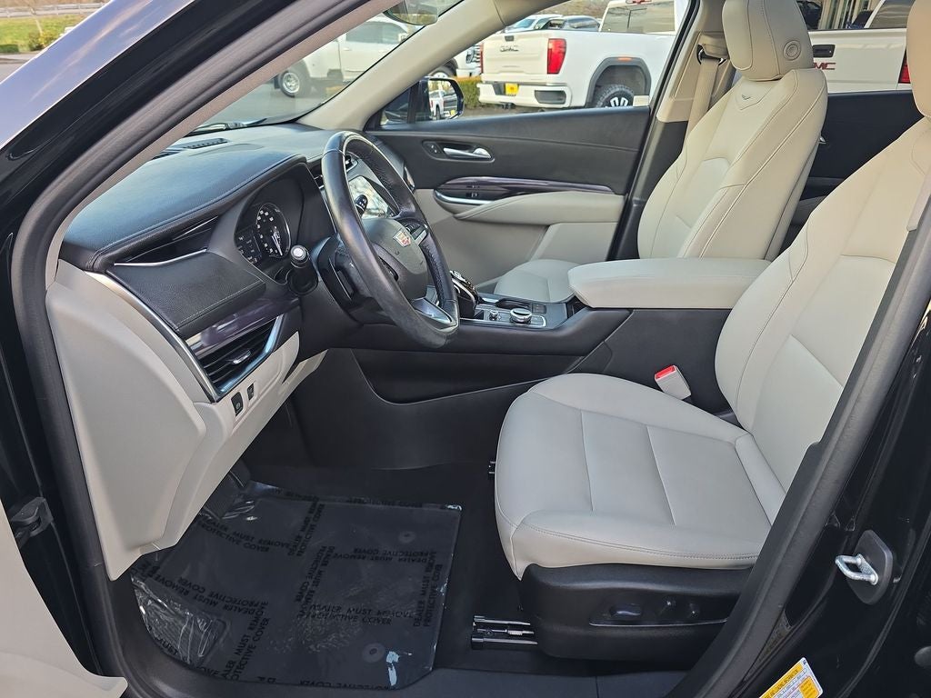 2021 Cadillac XT4 Luxury