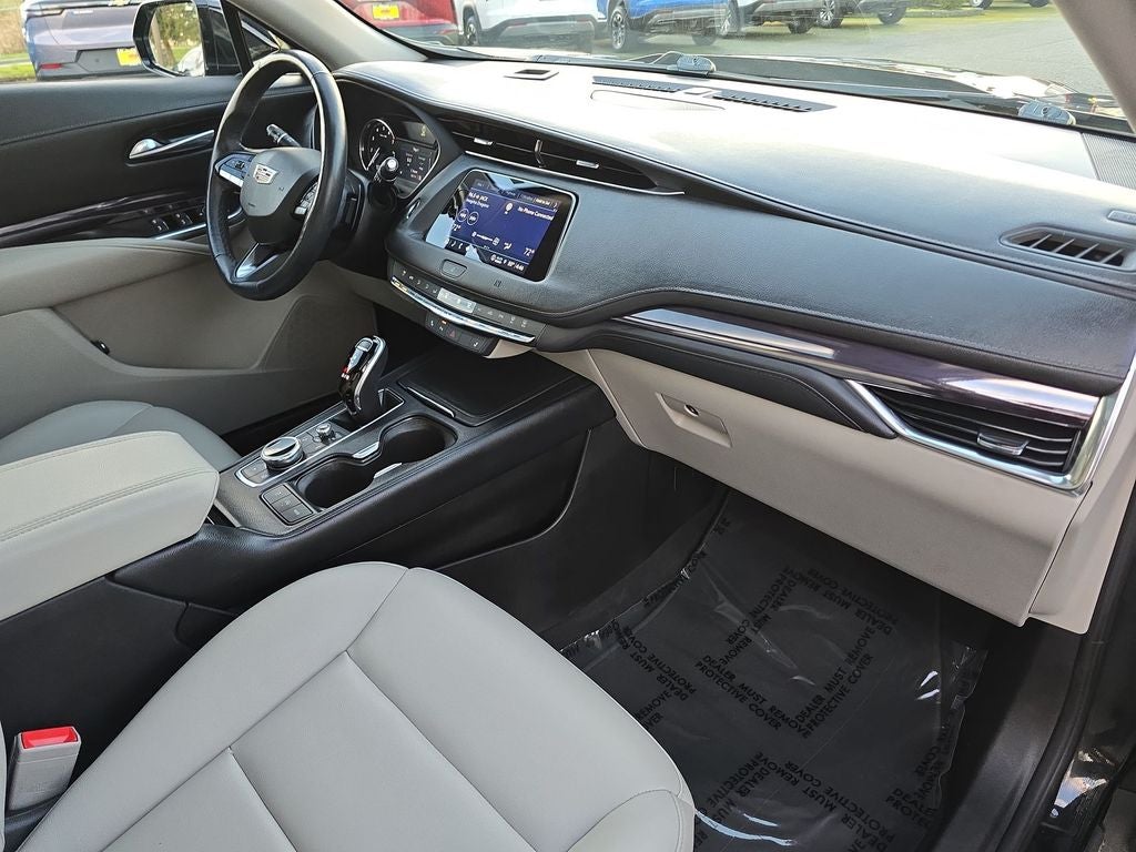 2021 Cadillac XT4 Luxury