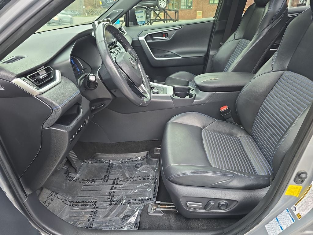 2019 Toyota RAV4 Hybrid XSE