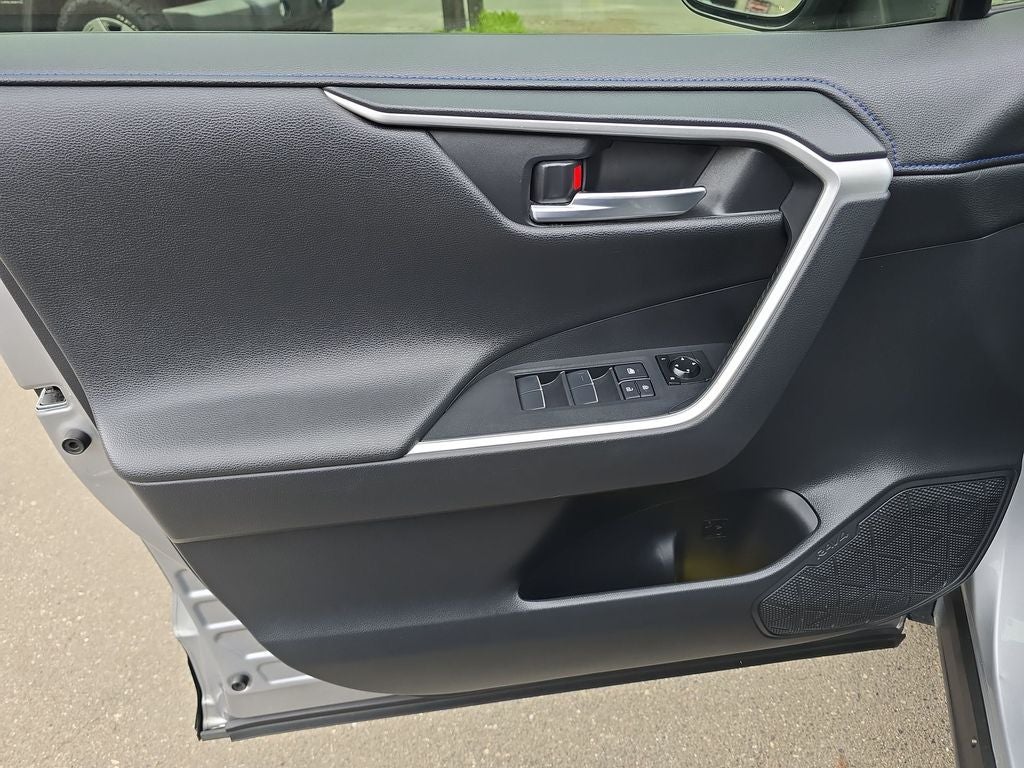 2019 Toyota RAV4 Hybrid XSE