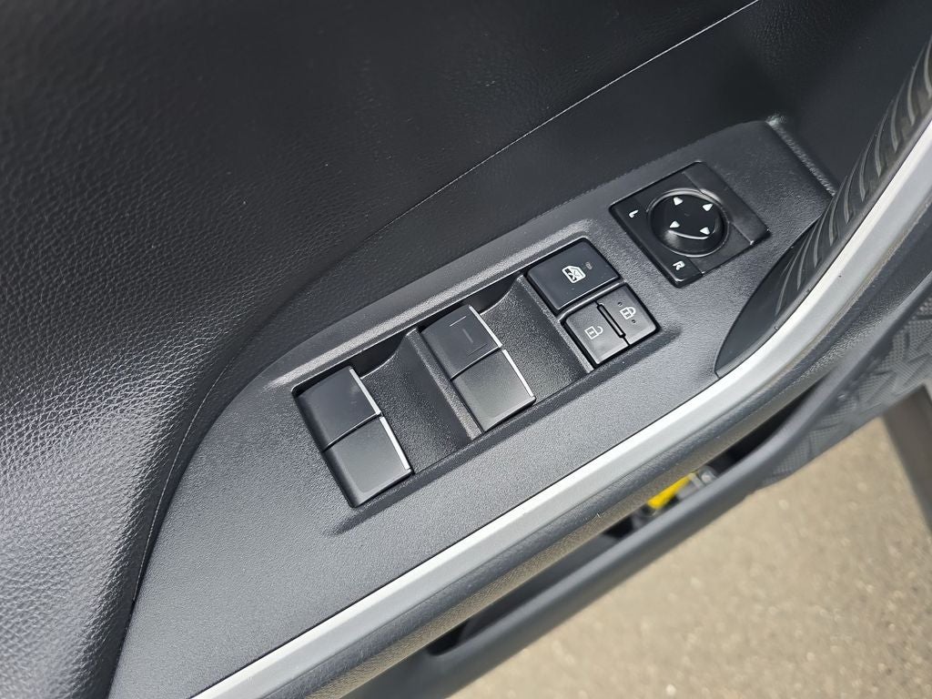 2019 Toyota RAV4 Hybrid XSE