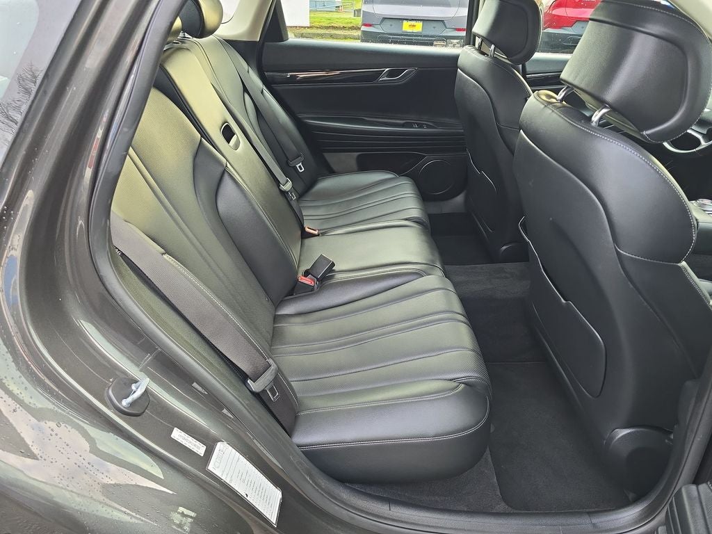 2023 Genesis G80 2.5T