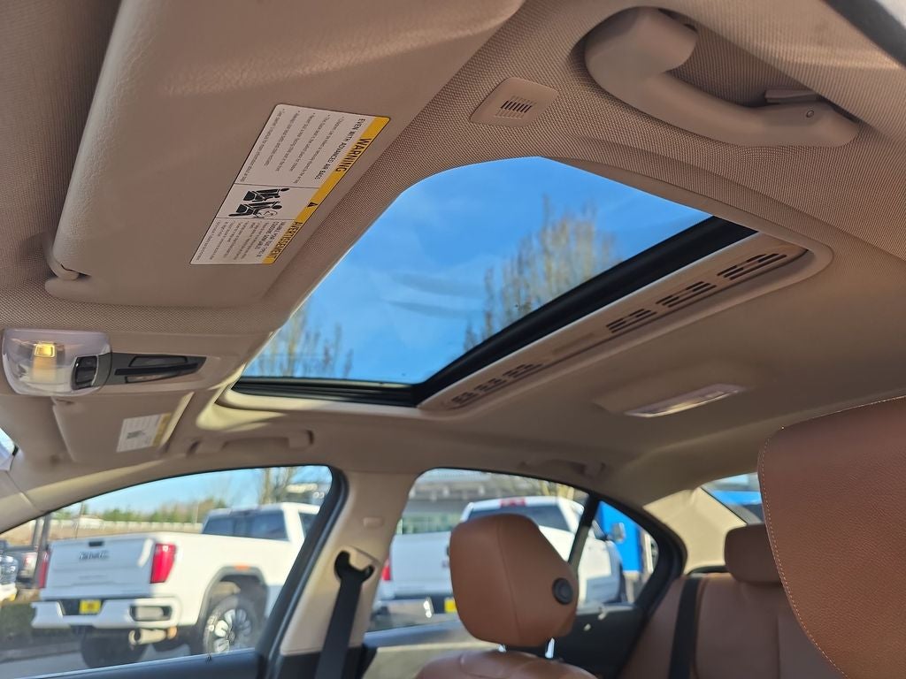 2013 BMW 3 Series 328i