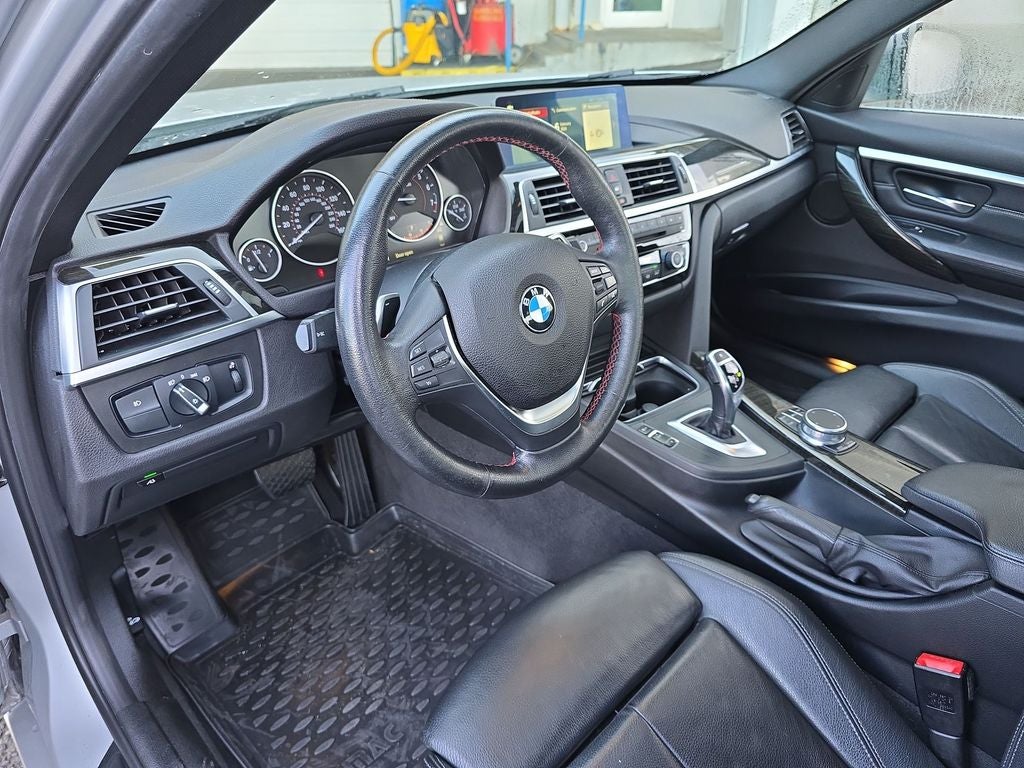 2018 BMW 3 Series 330i