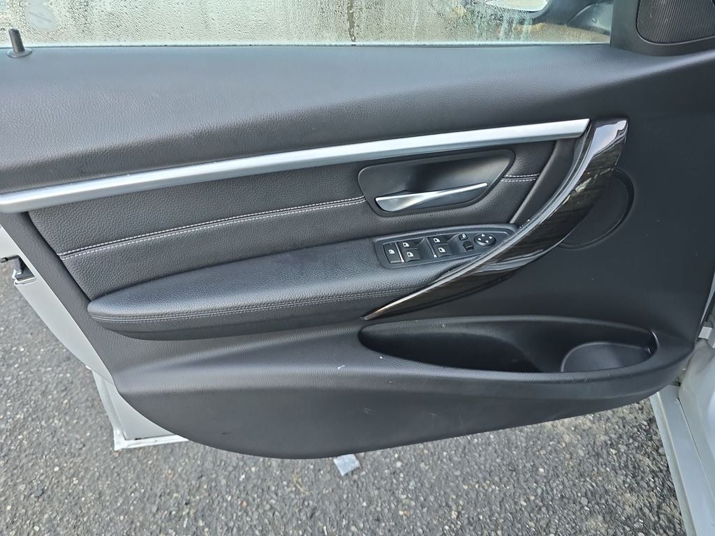 2018 BMW 3 Series 330i