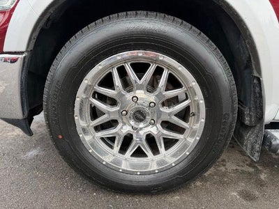 2016 RAM 1500 4WD Crew Cab 5.7 Ft Box Laramie