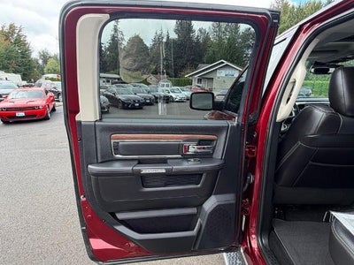 2016 RAM 1500 4WD Crew Cab 5.7 Ft Box Laramie