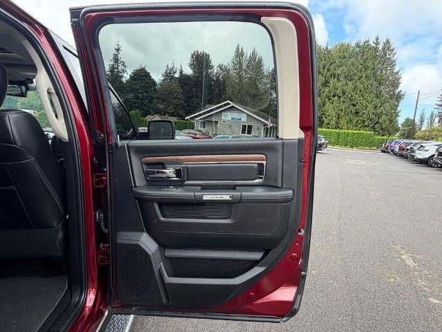 2016 RAM 1500 4WD Crew Cab 5.7 Ft Box Laramie