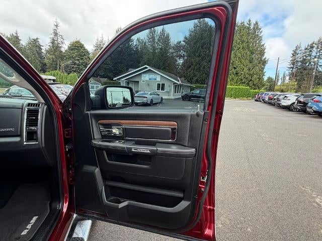 2016 RAM 1500 4WD Crew Cab 5.7 Ft Box Laramie