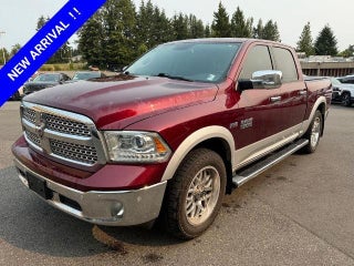 2016 RAM 1500 4WD Crew Cab 5.7 Ft Box Laramie