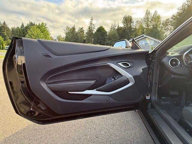 2023 Chevrolet Camaro 2dr Convertible LT1