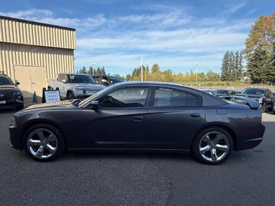 2014 Dodge Charger 4dr Sdn SE RWD
