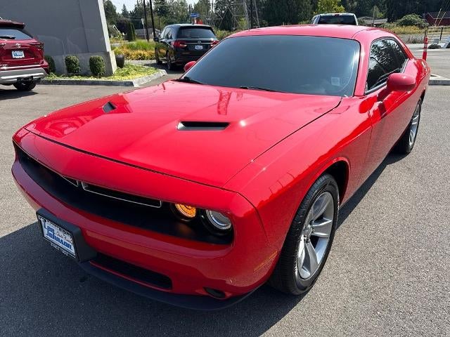 2016 Dodge Challenger 2dr Cpe SXT Plus