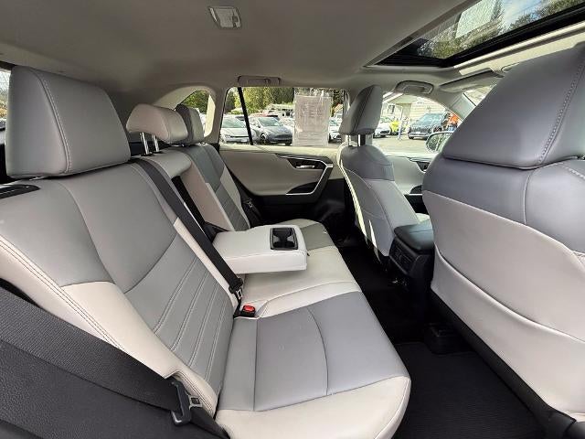 2019 Toyota RAV4 Hybrid Limited AWD (Natl)