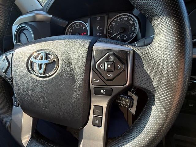 2022 Toyota Tacoma 4WD 4WD SR5 Double Cab 5' Bed V6 AT (GS)