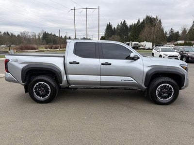 2024 Toyota Tacoma 4WD 4WD SR5 Double Cab 5' Bed AT (GS)