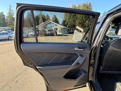 2022 Volkswagen Tiguan 2.0T SE R-Line Black 4MOTION