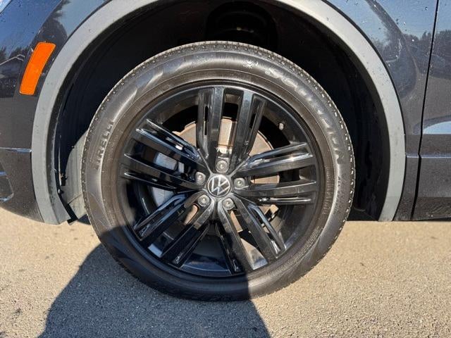 2022 Volkswagen Tiguan 2.0T SE R-Line Black 4MOTION