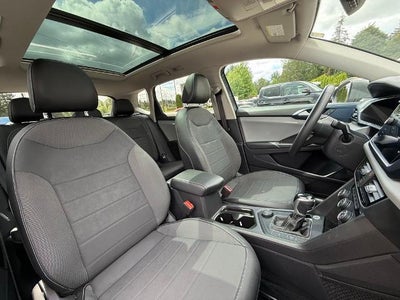 2022 Volkswagen Taos SE 4MOTION