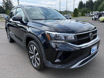 2022 Volkswagen Taos SE 4MOTION