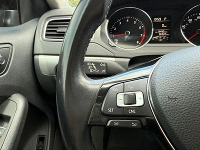 2016 Volkswagen Jetta 4dr Auto 1.4T SE Sedan