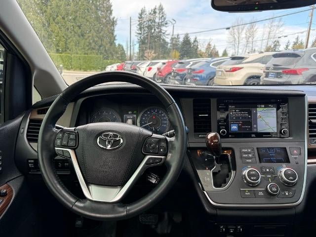 2020 Toyota Sienna XLE AWD 7-Passenger (Natl)