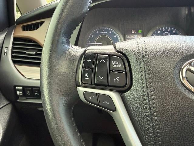2020 Toyota Sienna XLE AWD 7-Passenger (Natl)