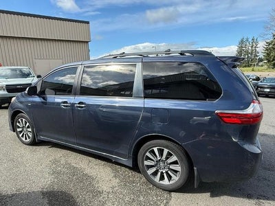 2020 Toyota Sienna XLE AWD 7-Passenger (Natl)