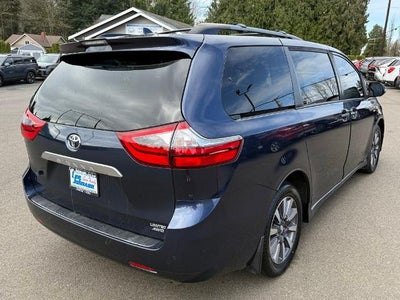 2020 Toyota Sienna XLE AWD 7-Passenger (Natl)