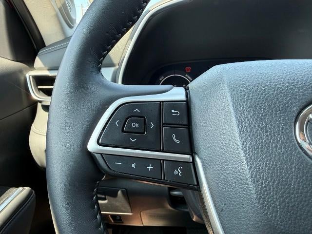 2026 Toyota Highlander Hybrid Platinum AWD (Natl)
