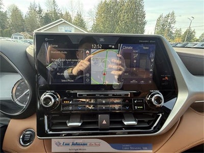 2022 Toyota Highlander Platinum AWD (Natl)