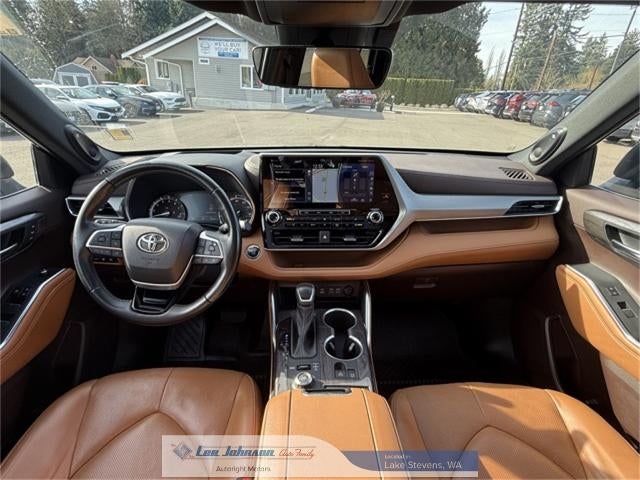 2022 Toyota Highlander Platinum AWD (Natl)