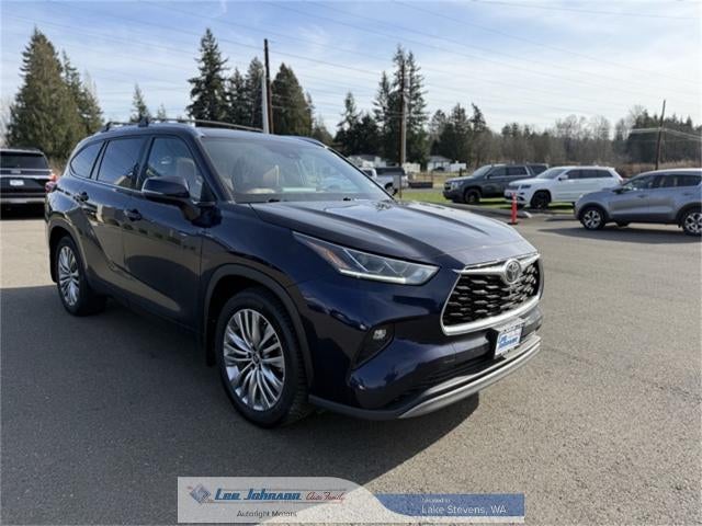 2022 Toyota Highlander Platinum AWD (Natl)