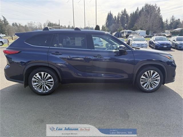2022 Toyota Highlander Platinum AWD (Natl)