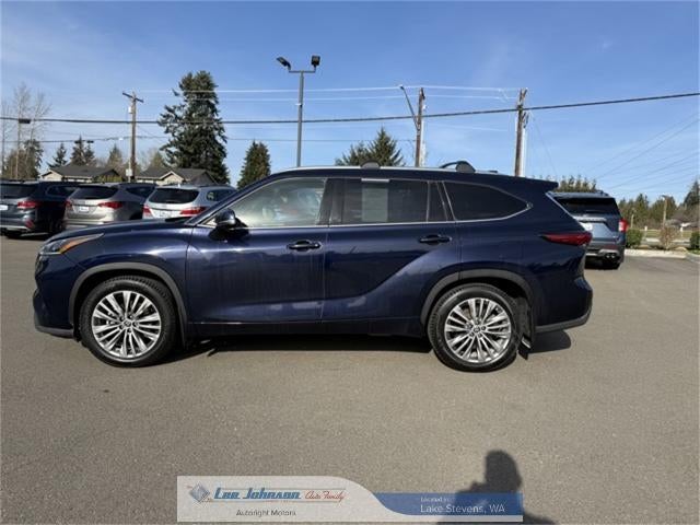2022 Toyota Highlander Platinum AWD (Natl)