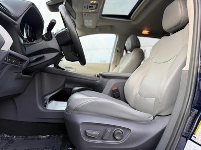 2021 Toyota Sienna XLE AWD 7-Passenger (Natl)