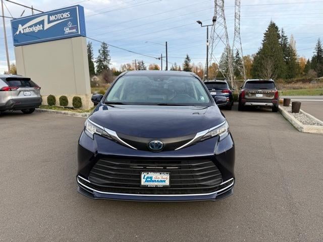 2021 Toyota Sienna XLE AWD 7-Passenger (Natl)